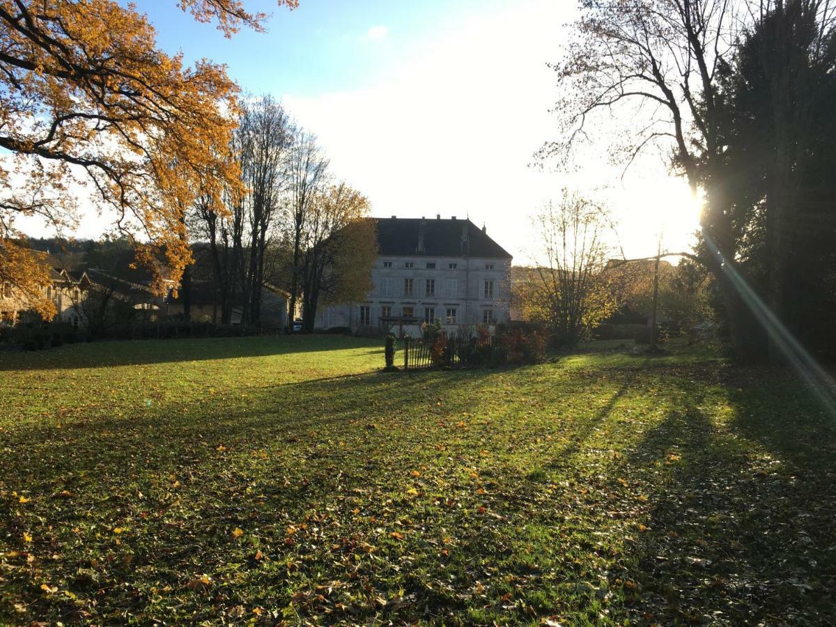 生活乐趣住宿加早餐旅馆 Doulevant-le-Château 外观 照片